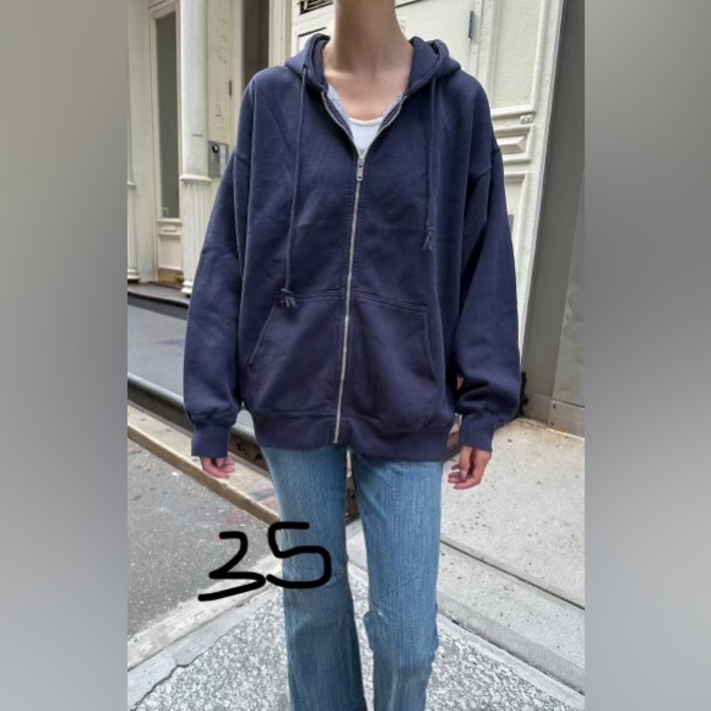 Brandy Melville Christy Zip up hoodie, navy blue, excellent condition